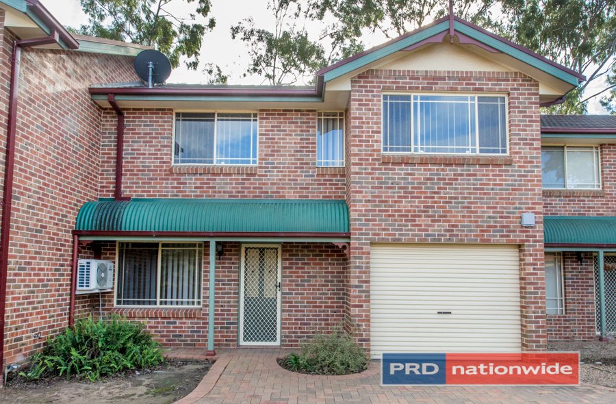 2/32 McNaughton Street JAMISONTOWN 12