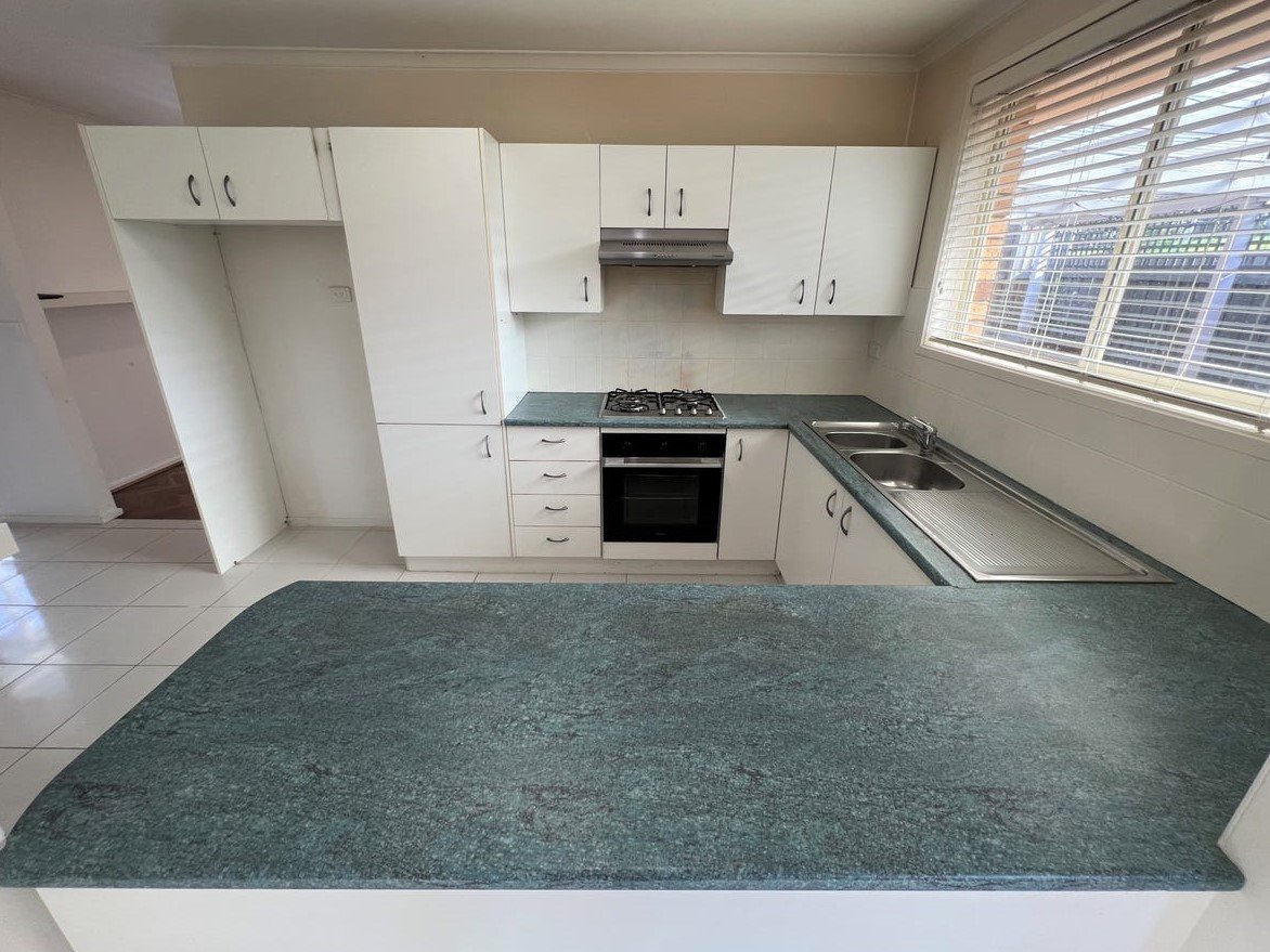 Gallery: 2/32 Melinga Crescent