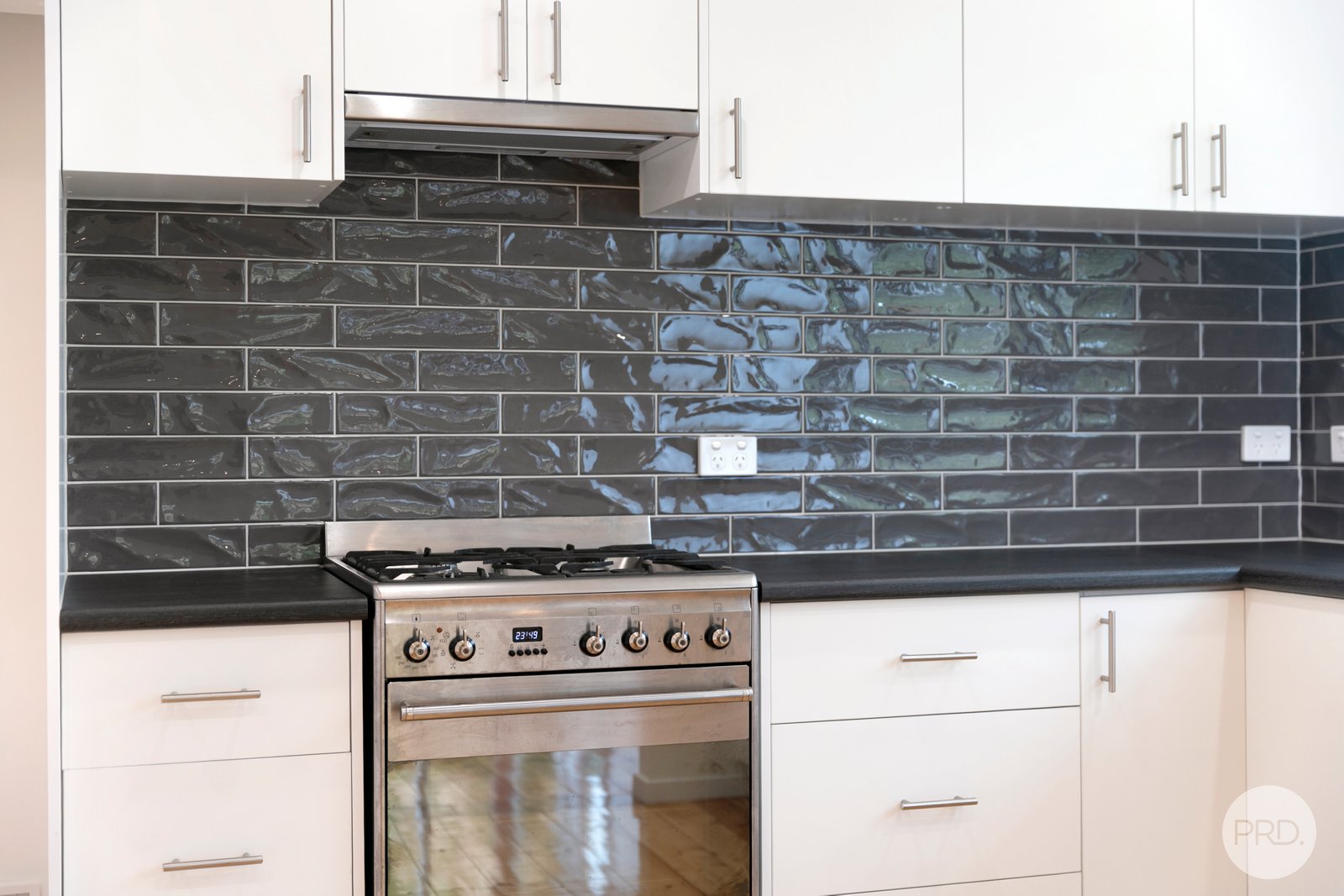 232 Park Street West  DELACOMBE 4