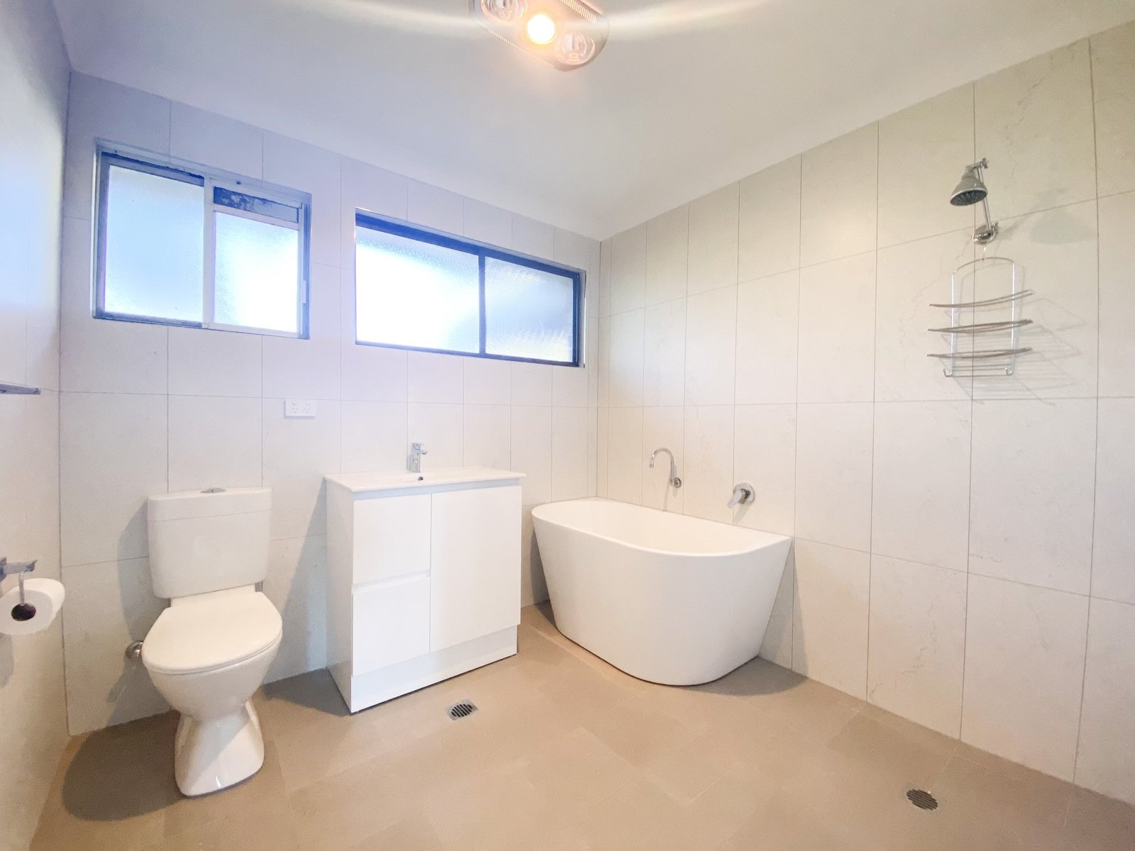 2/32 Parkes  NELSON BAY 12