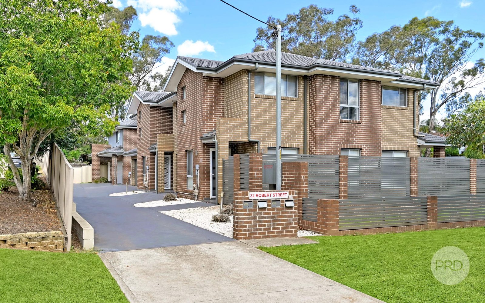 2/32 Robert Street PENRITH 1