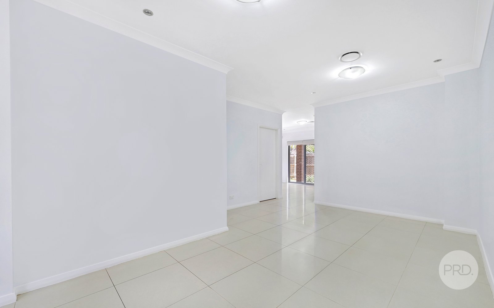 2/32 Robert Street PENRITH 6