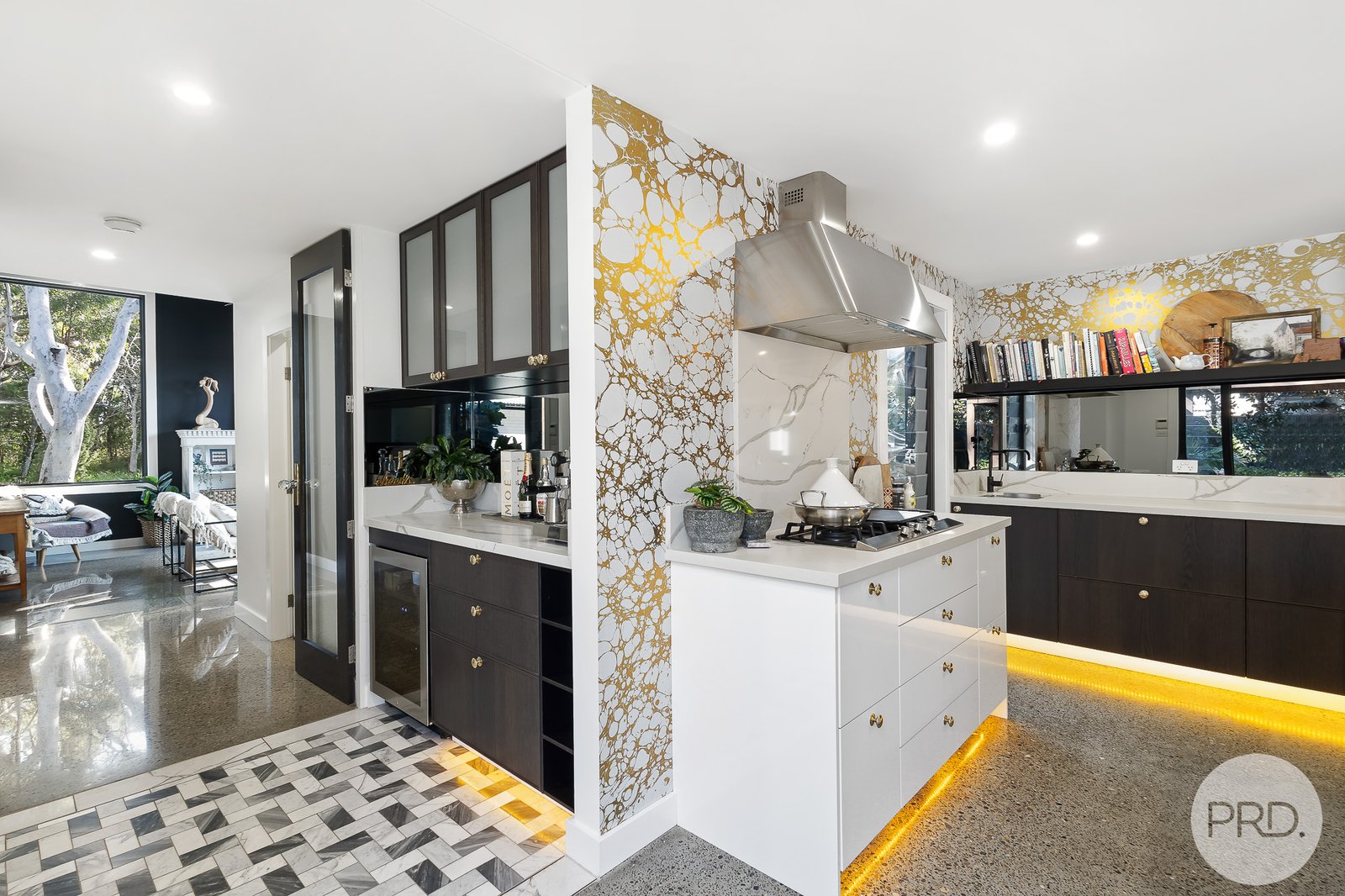 232 Sandy Point Road SALAMANDER BAY 10