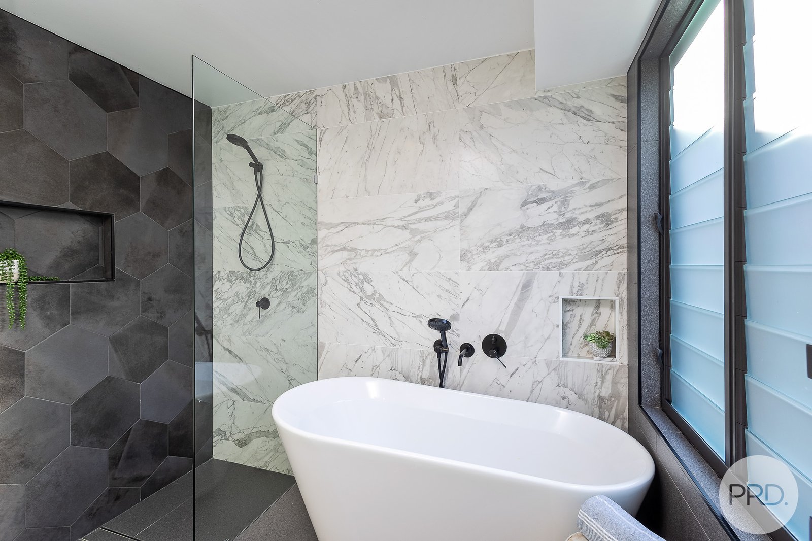 232 Sandy Point Road SALAMANDER BAY 20