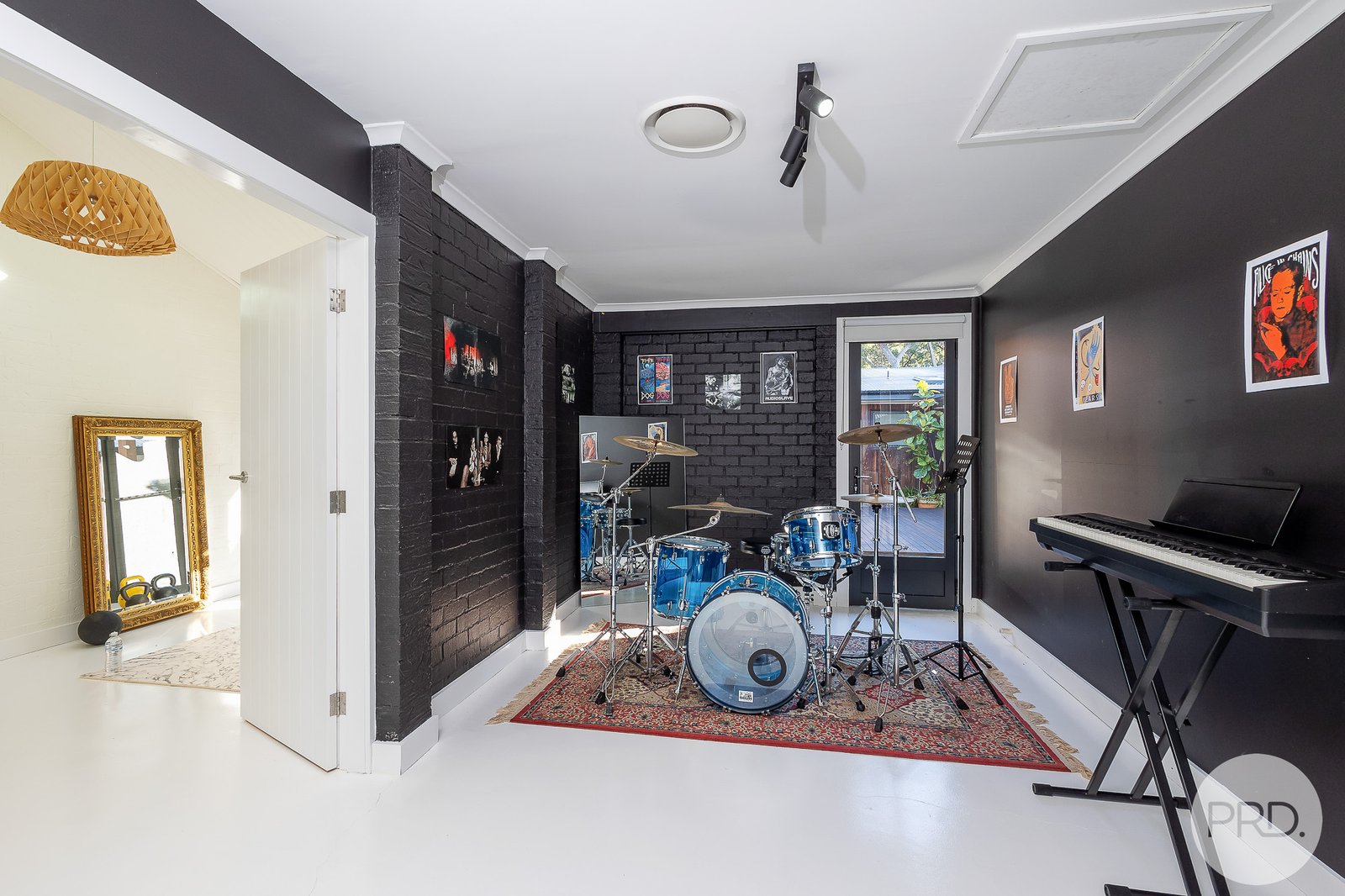 232 Sandy Point Road SALAMANDER BAY 23