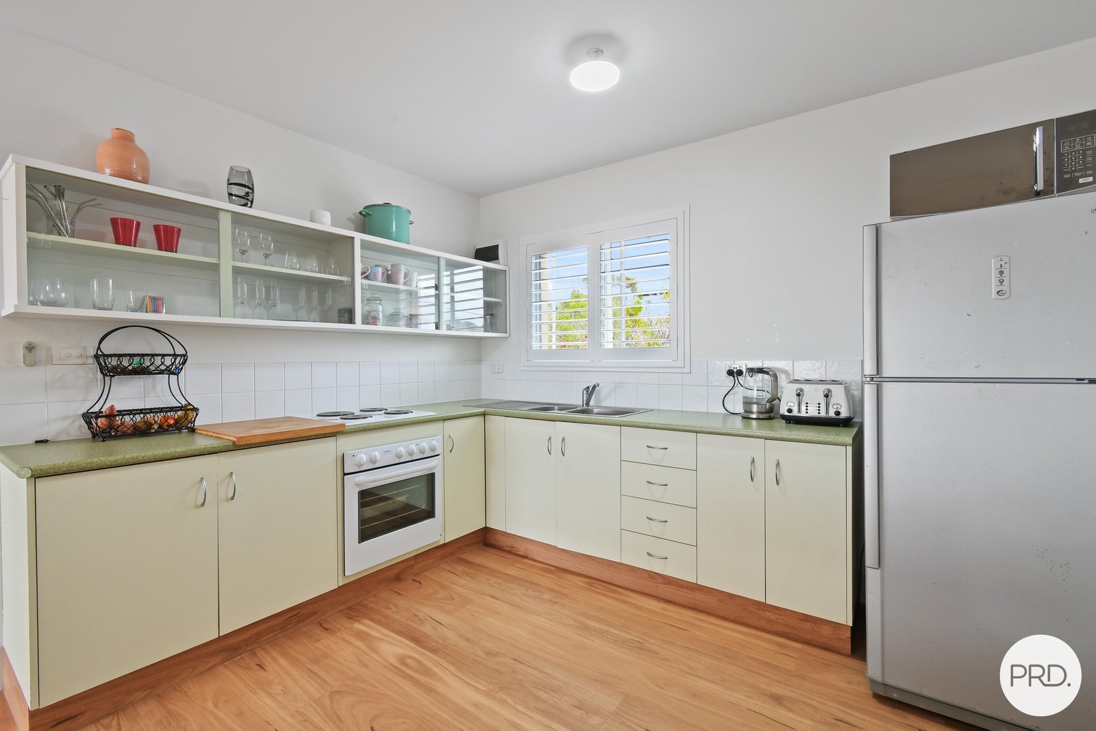 2/32 Seaview Street KINGSCLIFF 3