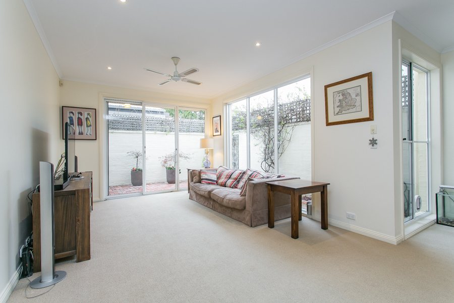 Gallery: 232 Stokes Street