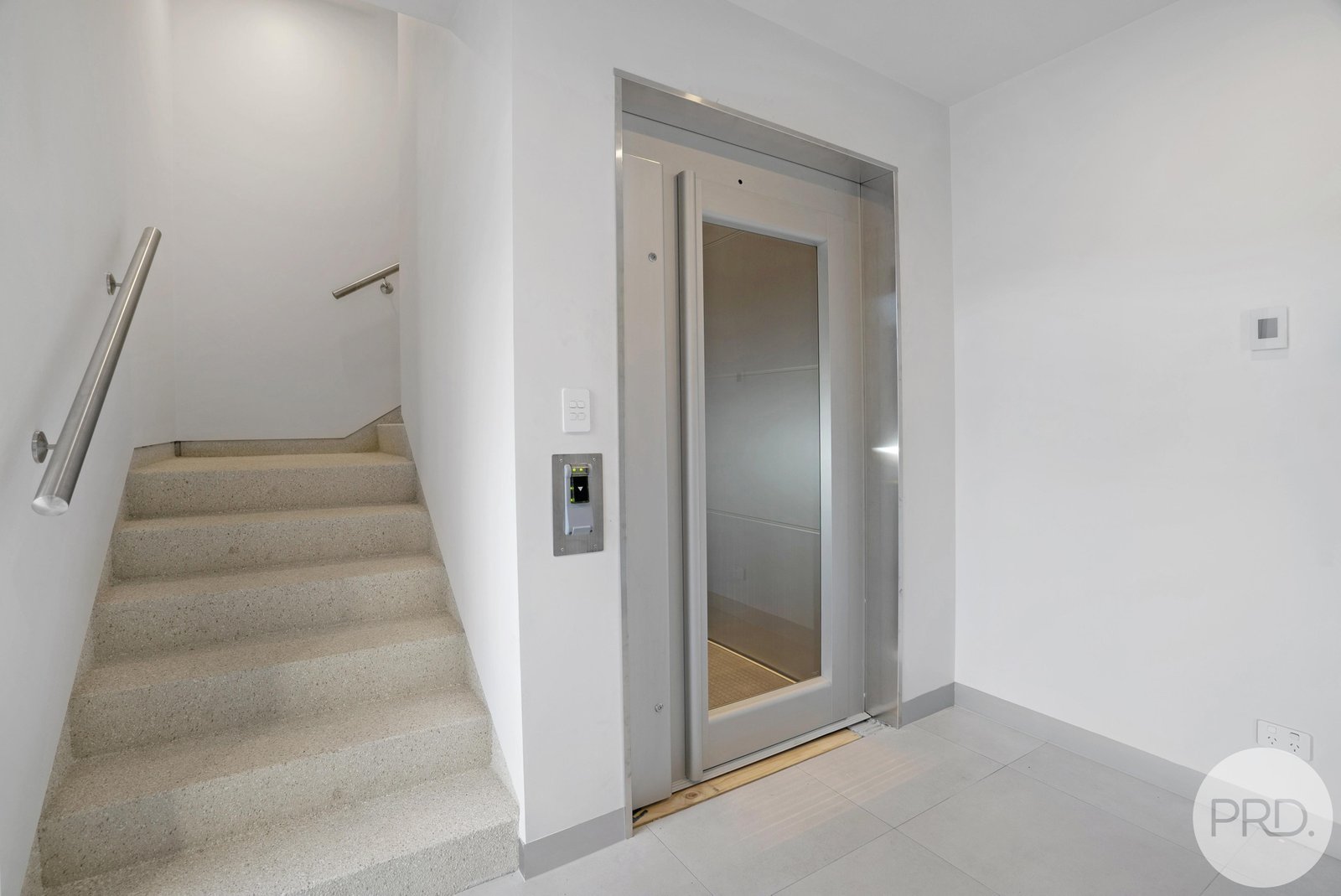 2/324 Davey Street SOUTH HOBART 22