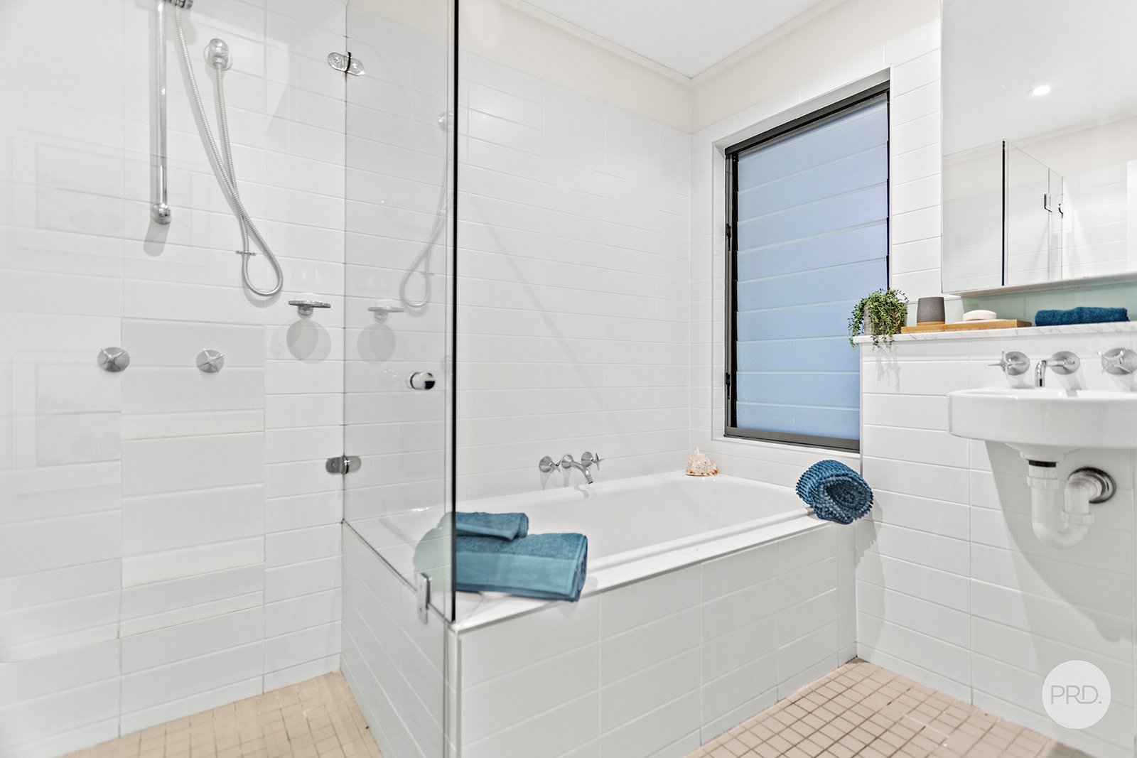 23/26 One Mile Close BOAT HARBOUR 27