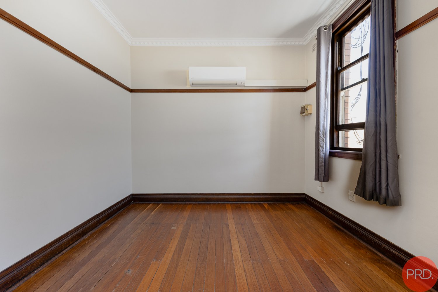 2/327 High Street MAITLAND 6