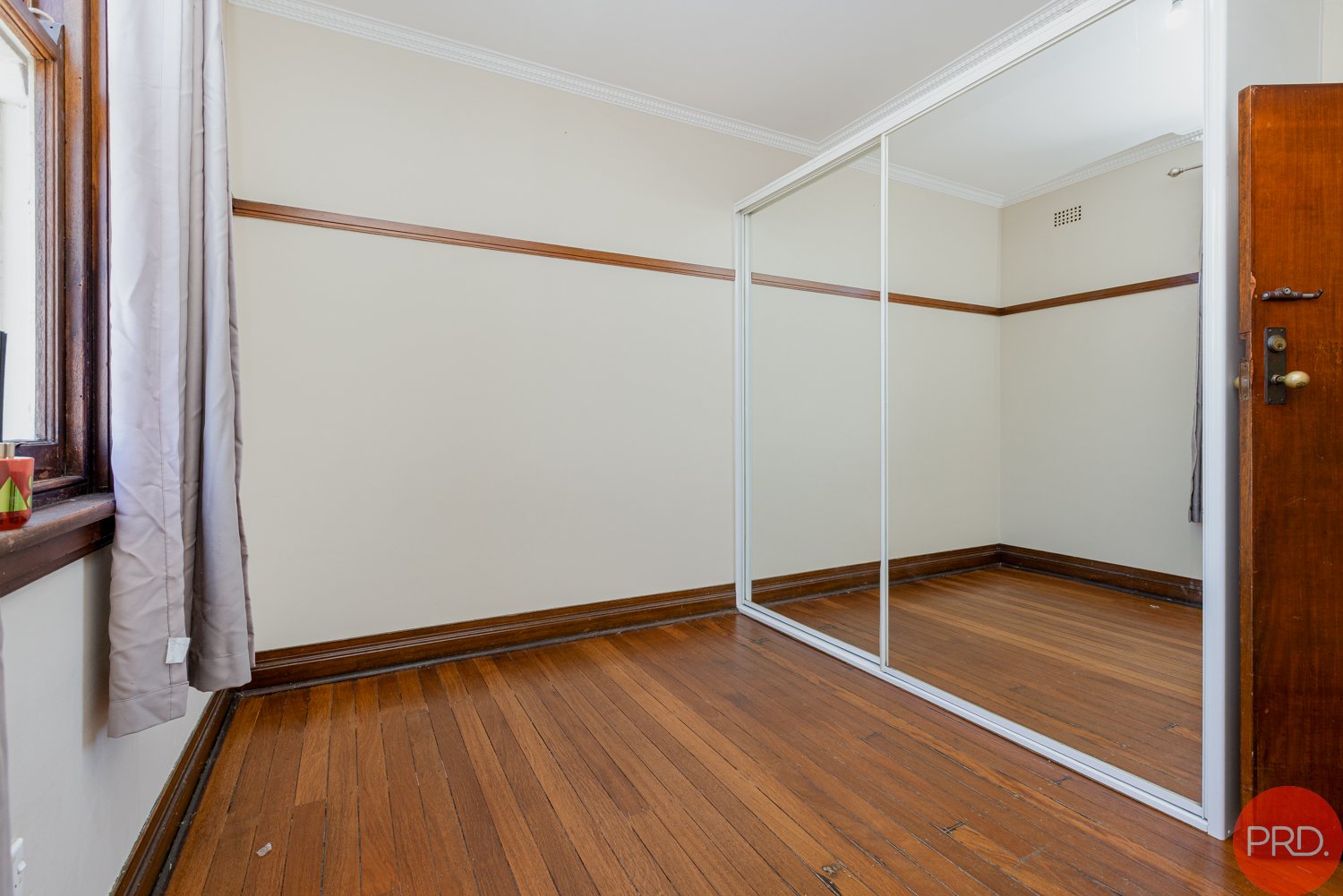 2/327 High Street MAITLAND 10