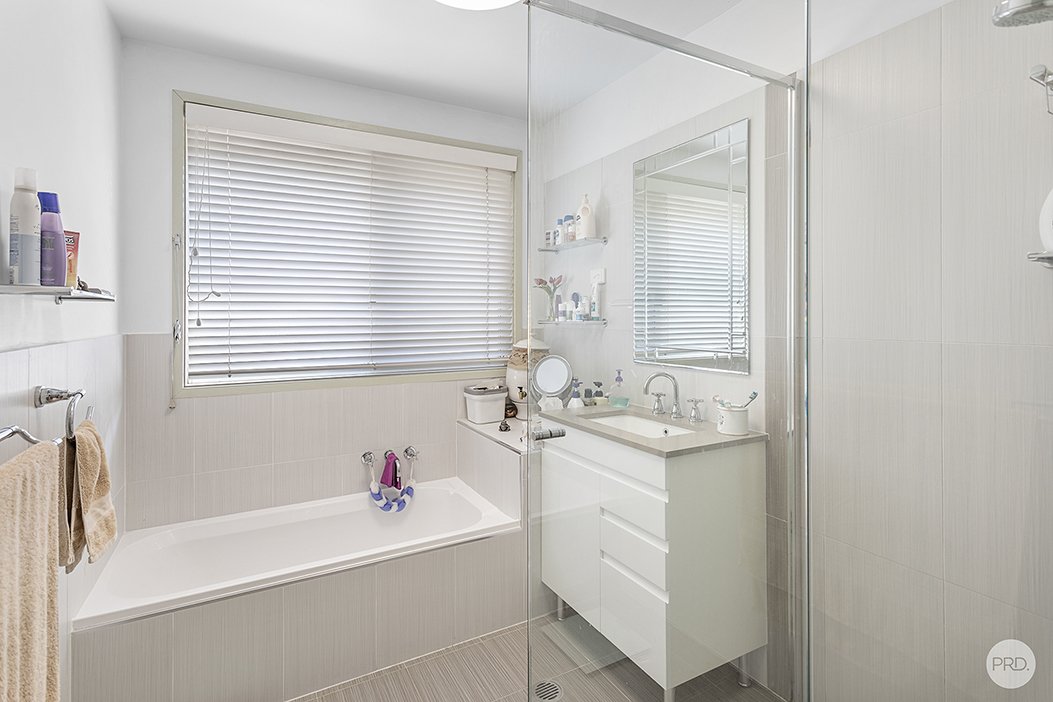 2/328a Wanda Avenue SALAMANDER BAY 14
