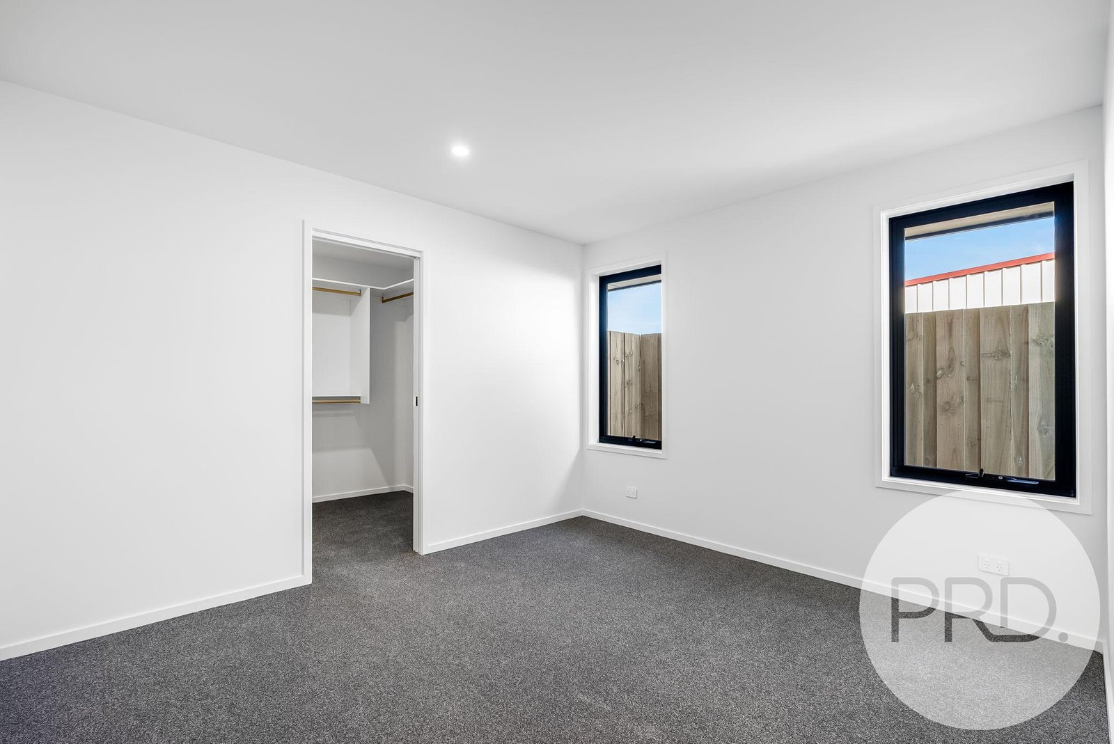 2/32a Fouche Avenue OLD BEACH 3