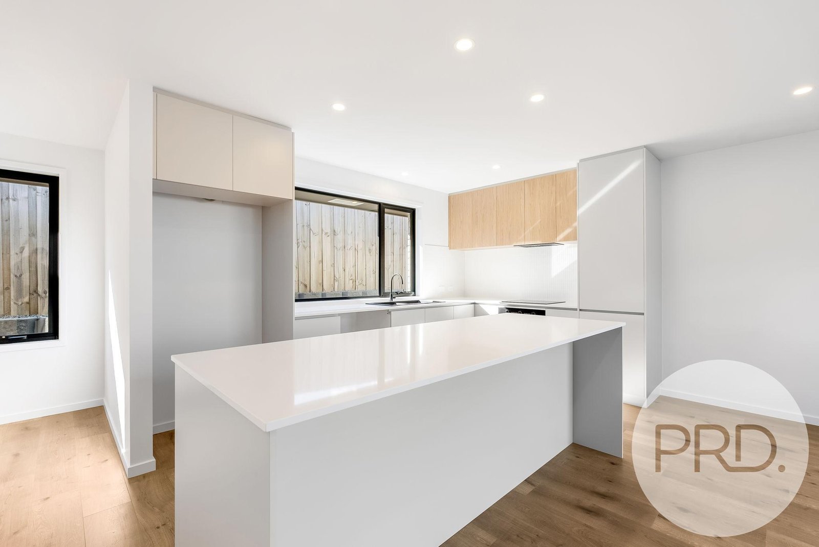 2/32a Fouche Avenue OLD BEACH 9