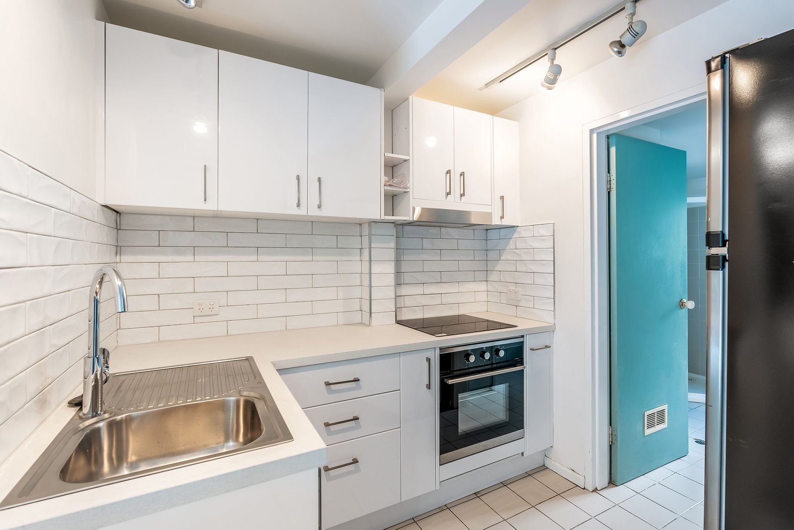 2/32a Pillinger Street DYNNYRNE 1