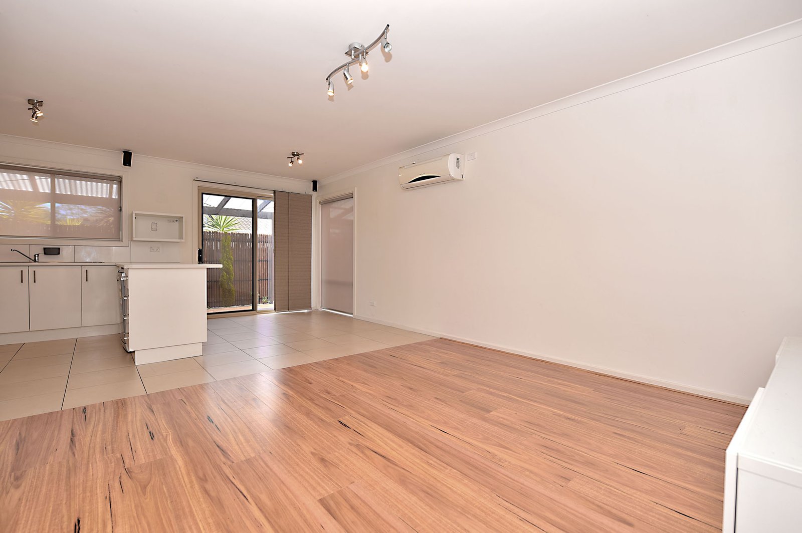 Gallery: 2/32B William Road