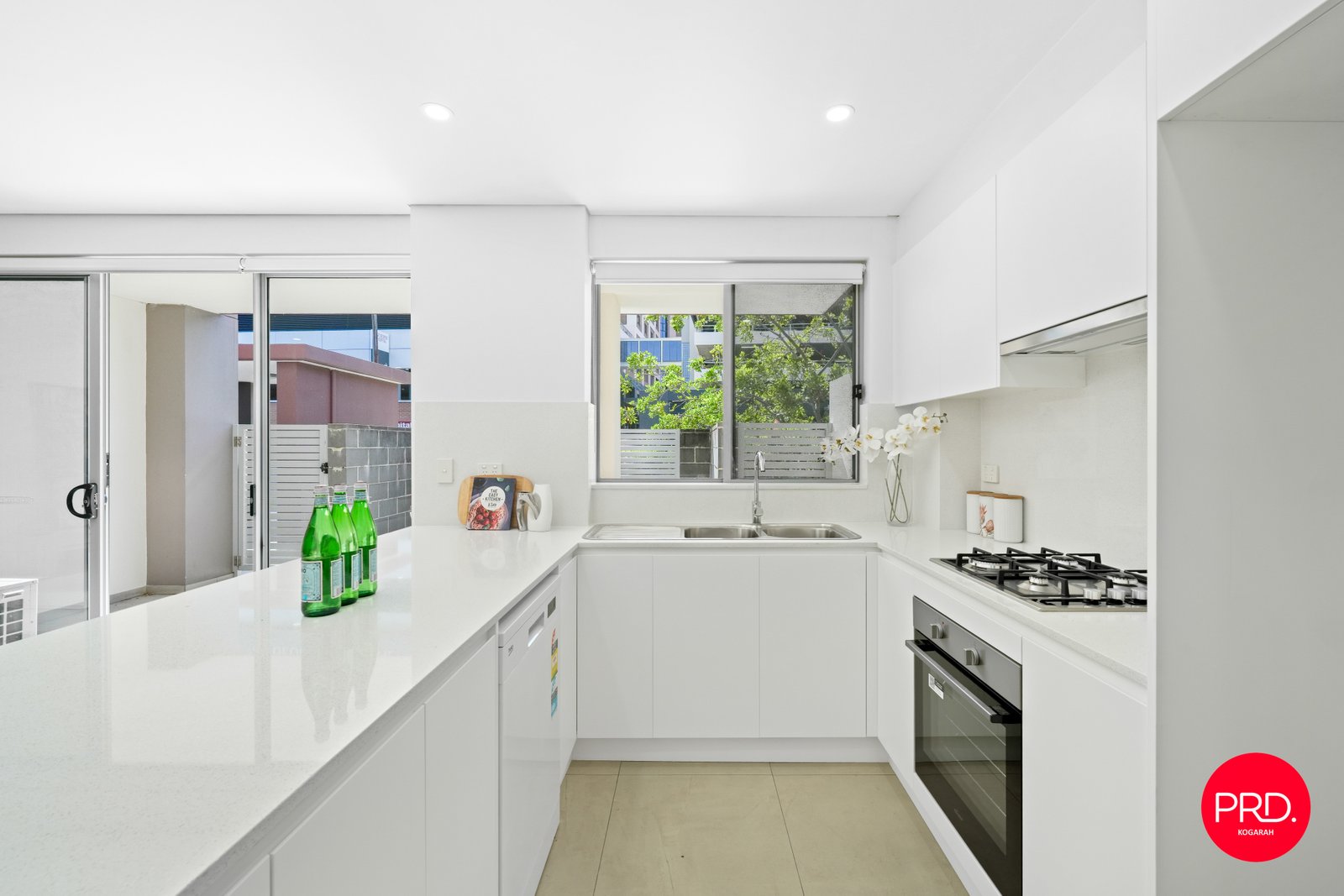 2/33-37 Gray Street KOGARAH 2