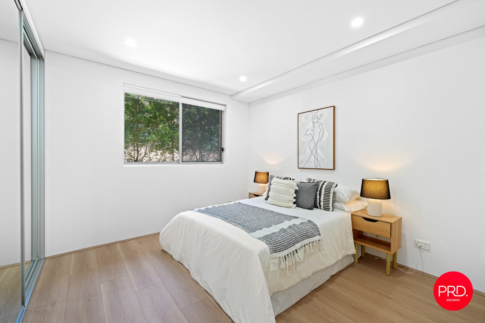 2/33-37 Gray Street KOGARAH 3