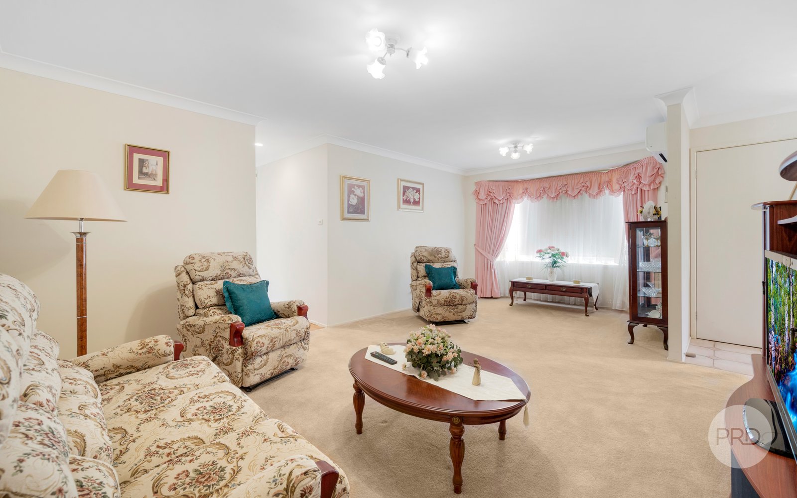 2/33 Bluebell Close GLENMORE PARK 4