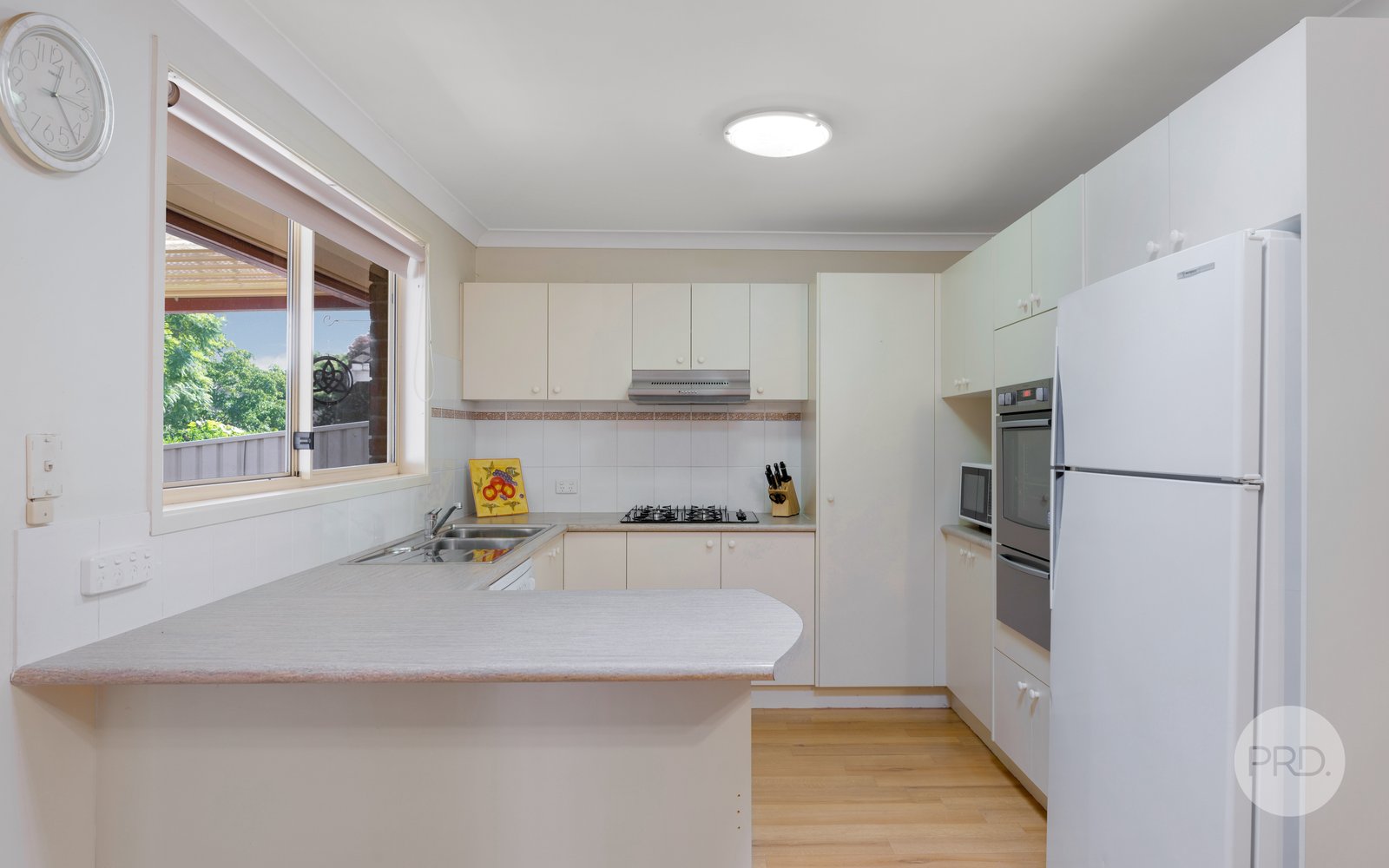 2/33 Bluebell Close GLENMORE PARK 7