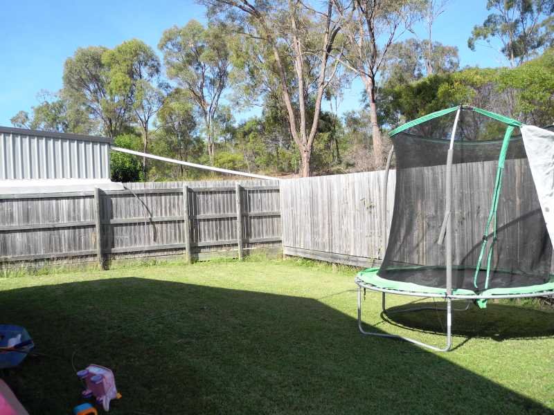 2/33 Centenary Drive BOYNE ISLAND 4