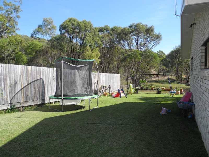 2/33 Centenary Drive BOYNE ISLAND 14