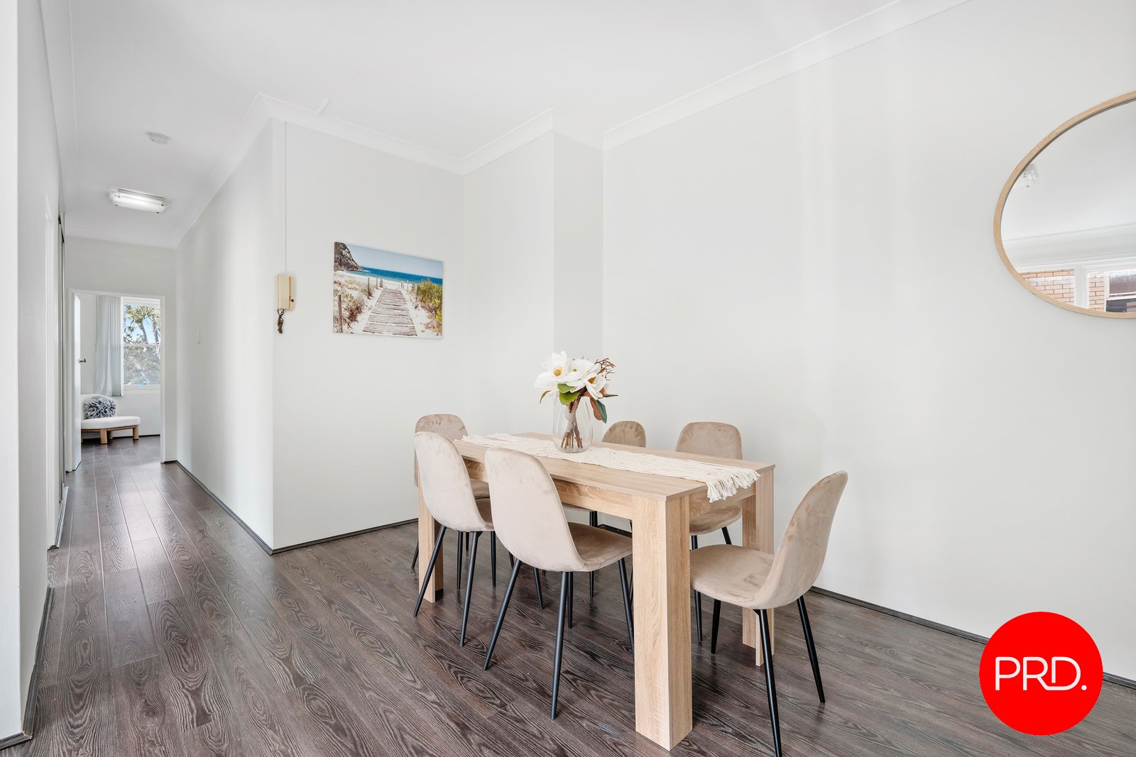 2/33 Gladstone Street KOGARAH 7