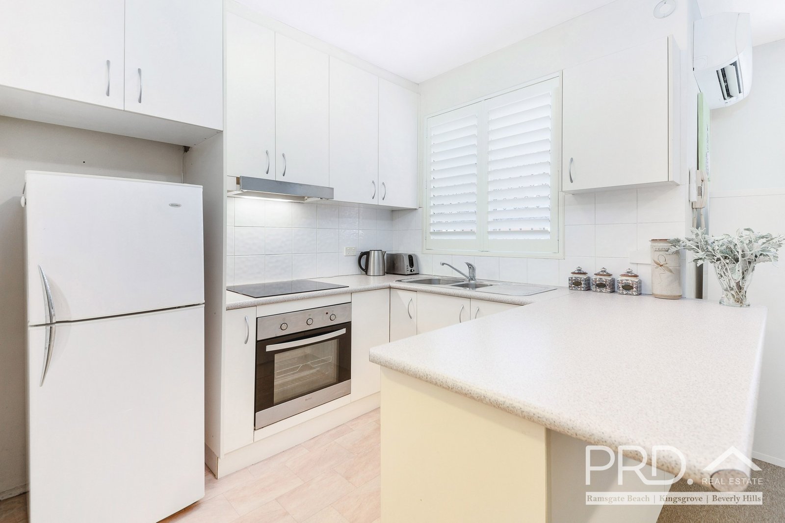 2/33 Graham Road NARWEE 3