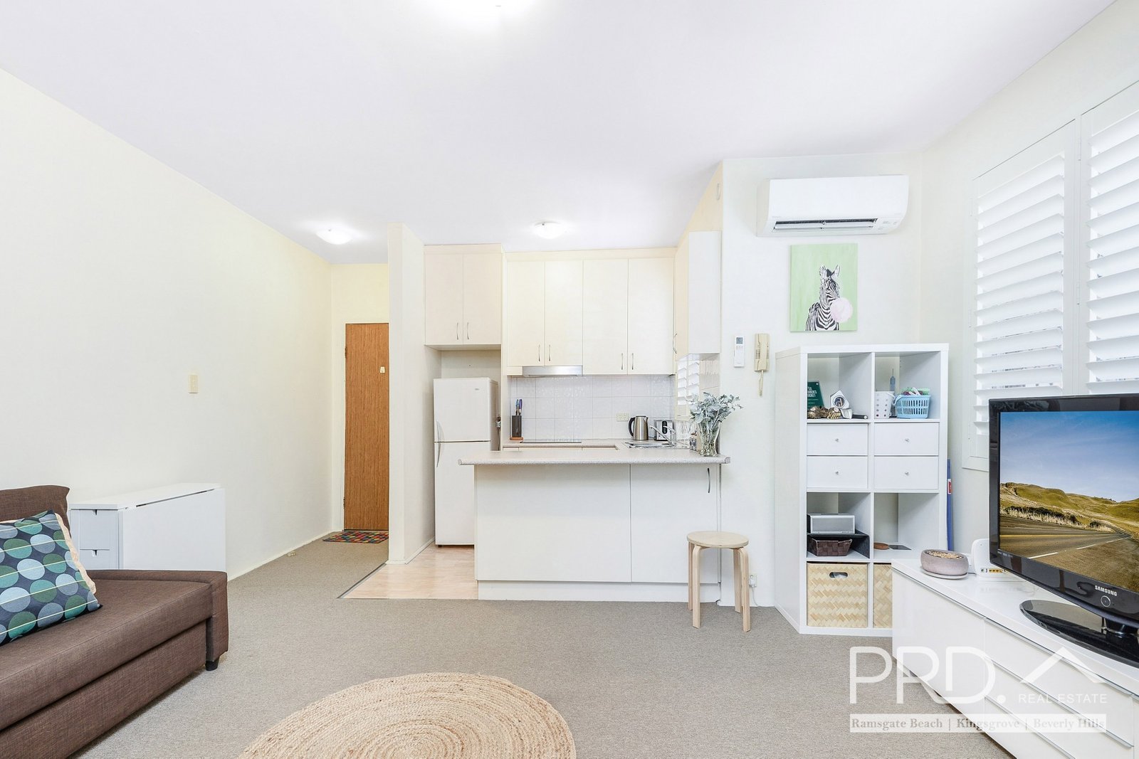 2/33 Graham Road NARWEE 3