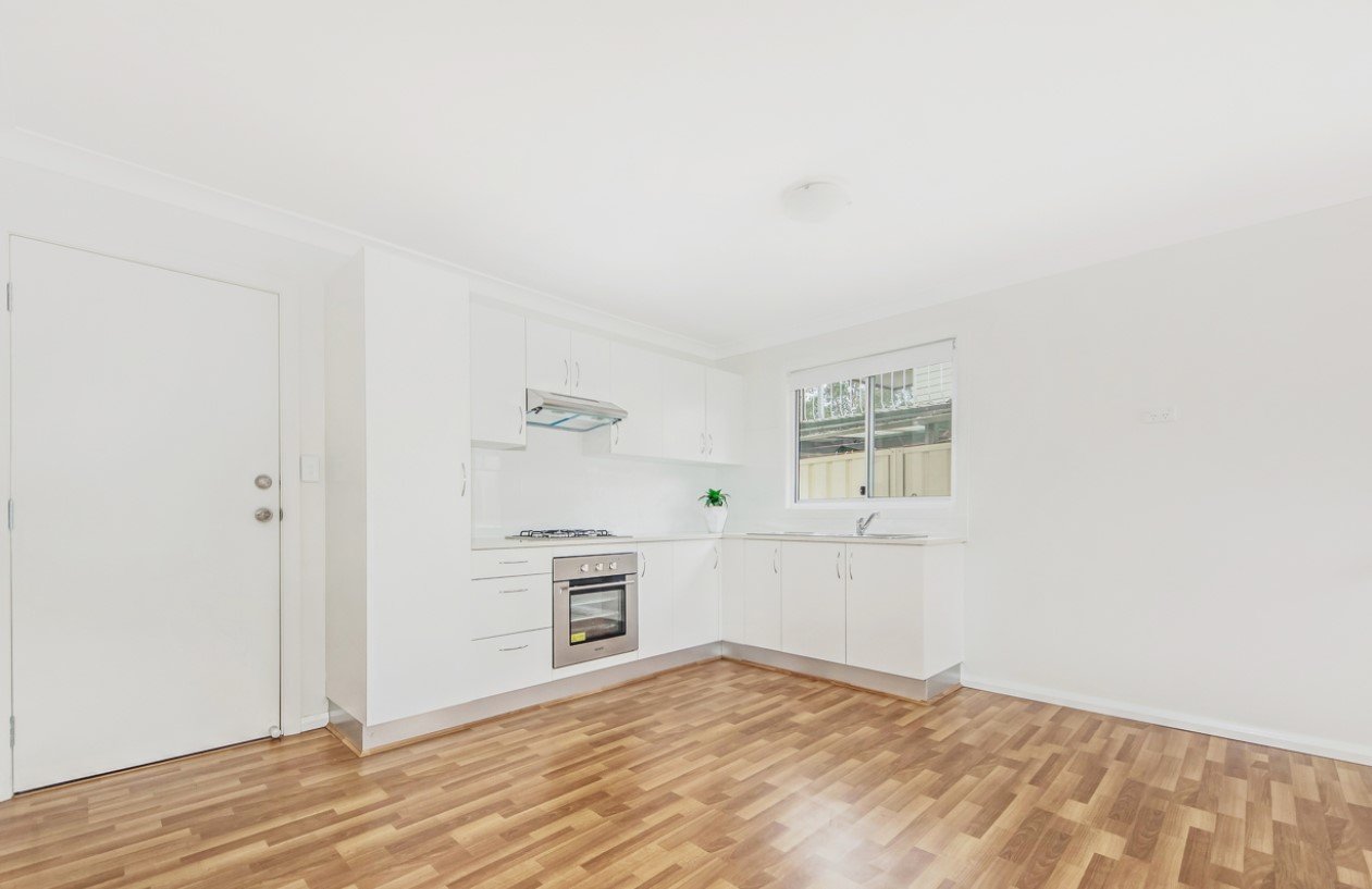 2/33 Hertford Street BERKELEY 2