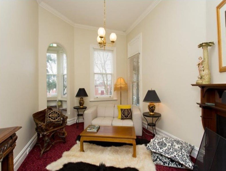 Gallery: 233 Lydiard Street