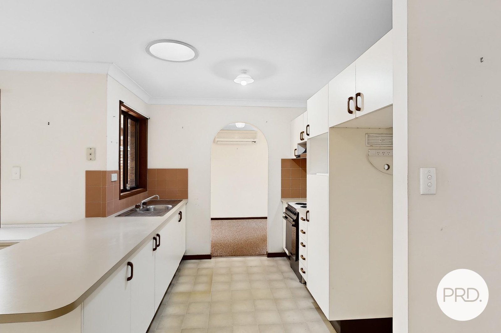 233 MILL Street REDLAND BAY 10