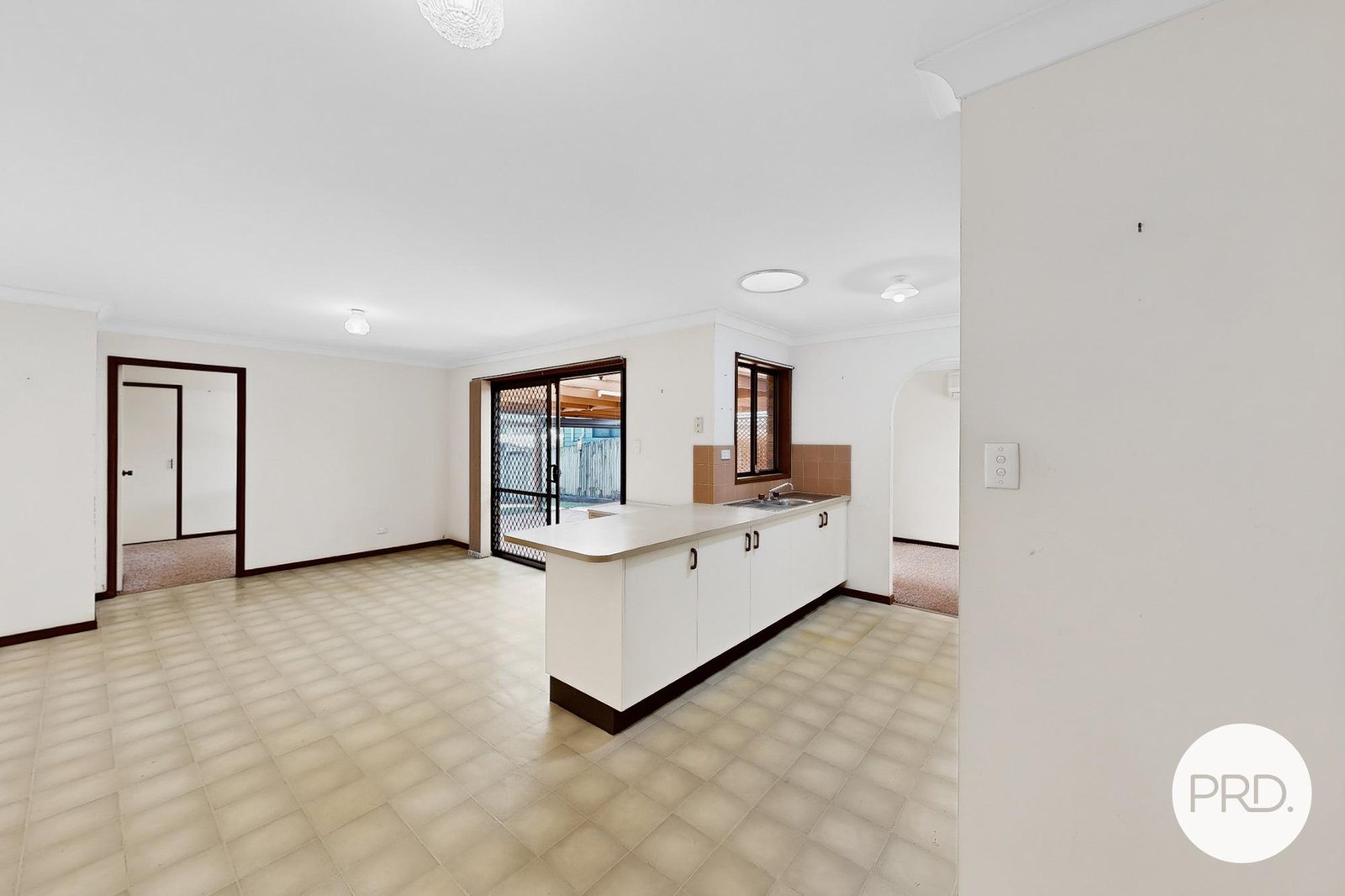 233 MILL Street REDLAND BAY 16