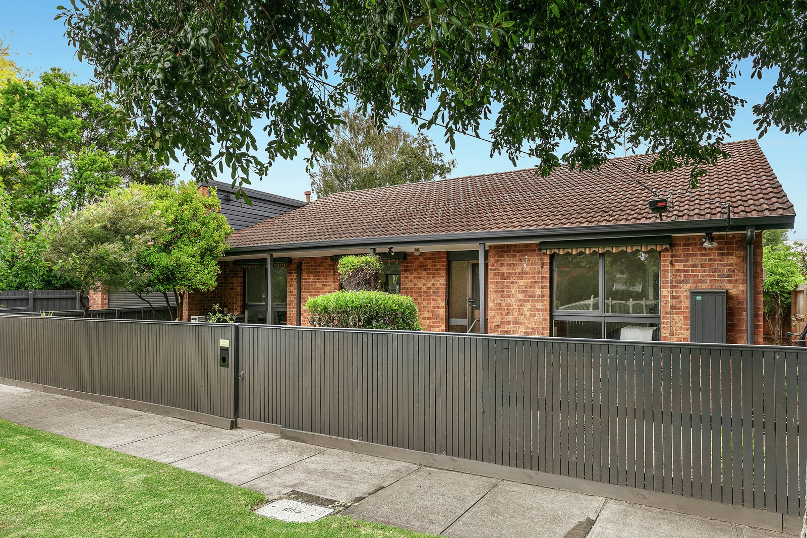 2/33 Munster Avenue, Carnegie, VIC