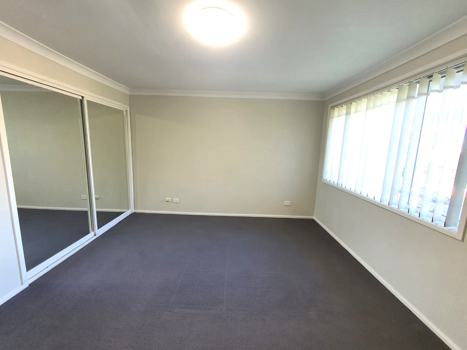 2/33 Napier Avenue LURNEA 6