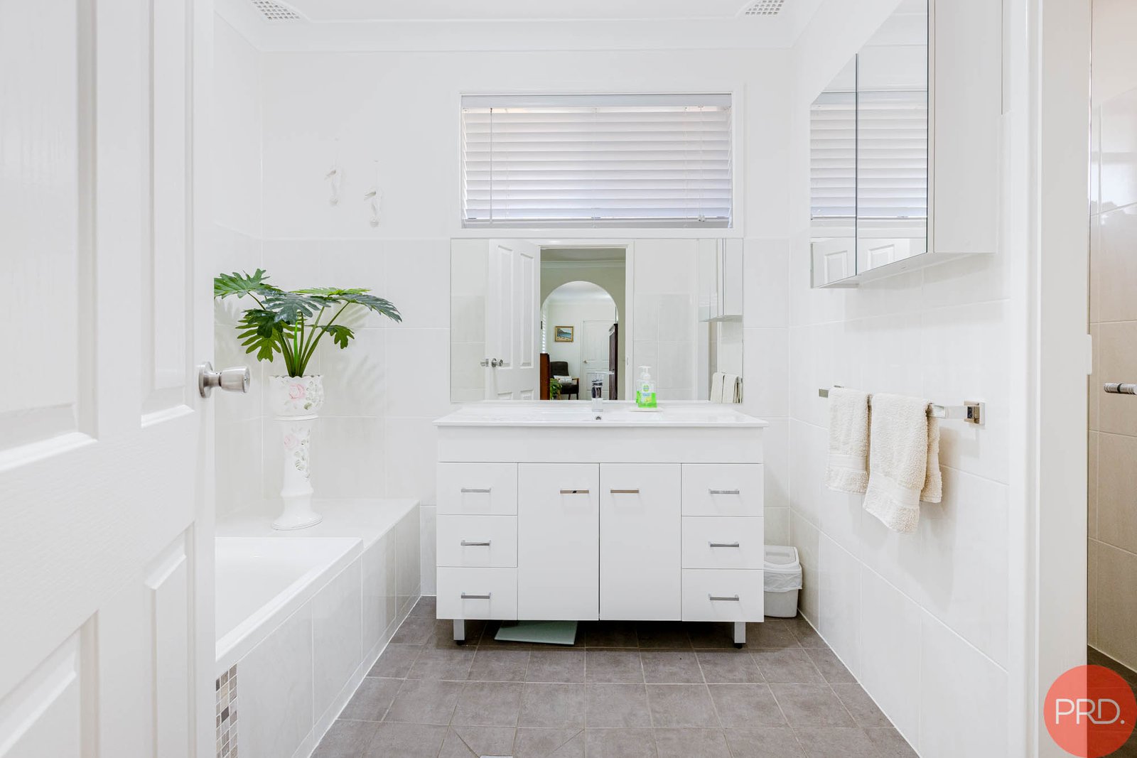 233 Paterson Road BOLWARRA HEIGHTS 16