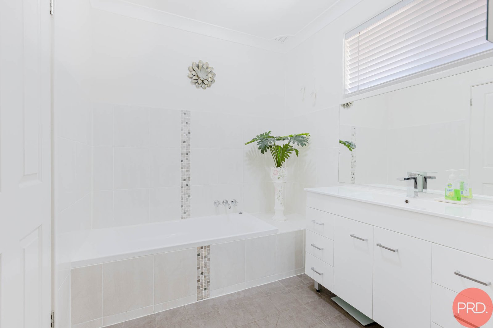 233 Paterson Road BOLWARRA HEIGHTS 17