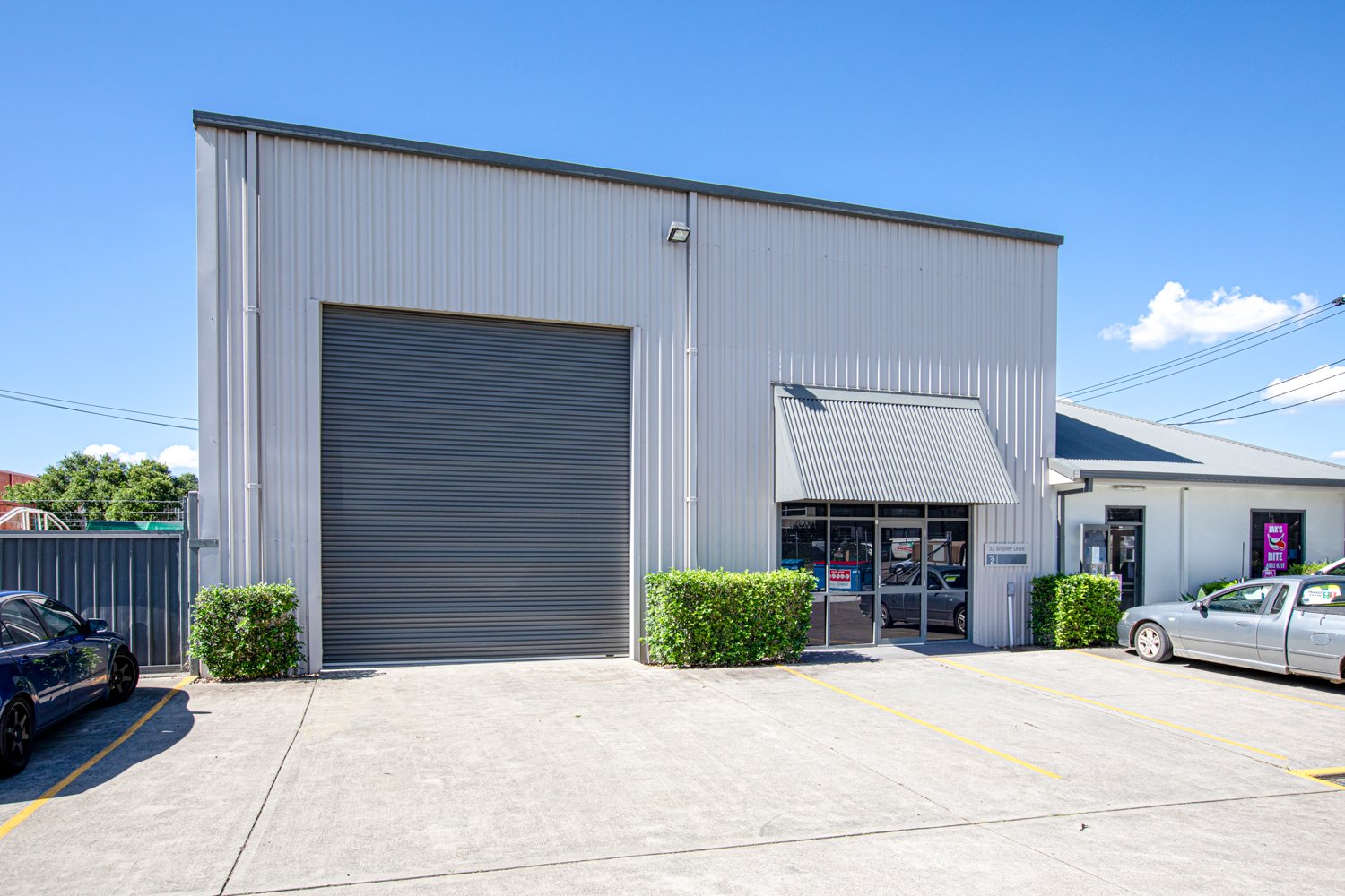 2/33 Shipley Drive RUTHERFORD 1