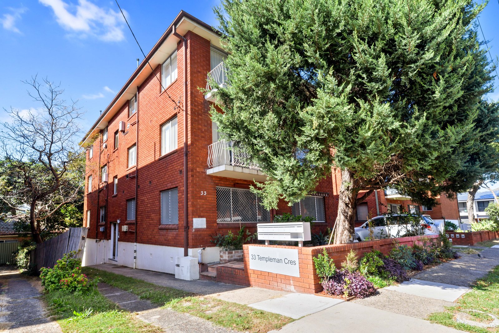 2/33 Templeman Crescent HILLSDALE 1