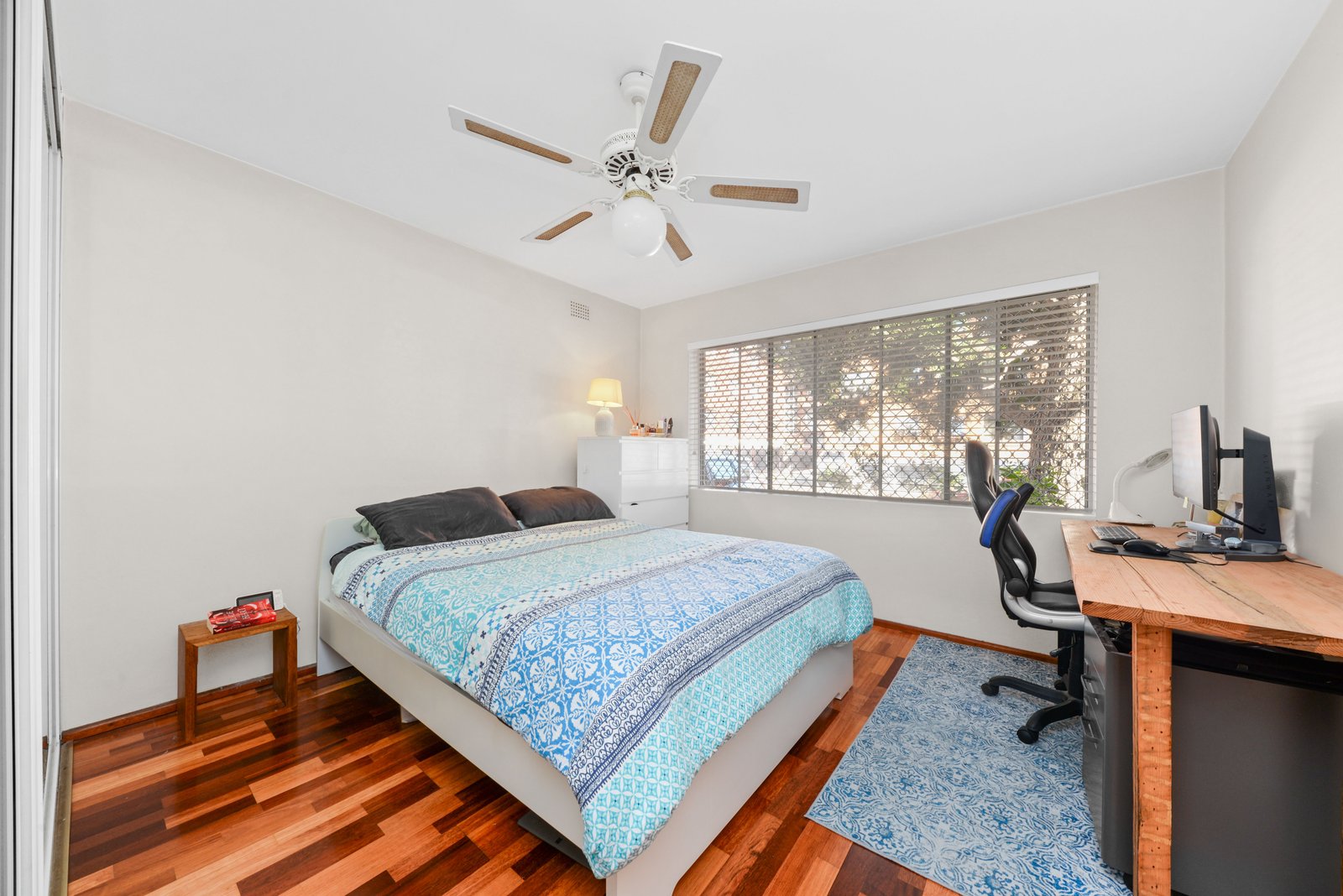 2/33 Templeman Crescent HILLSDALE 4