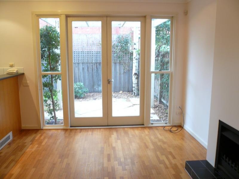Gallery: 2/33 Tennyson Street