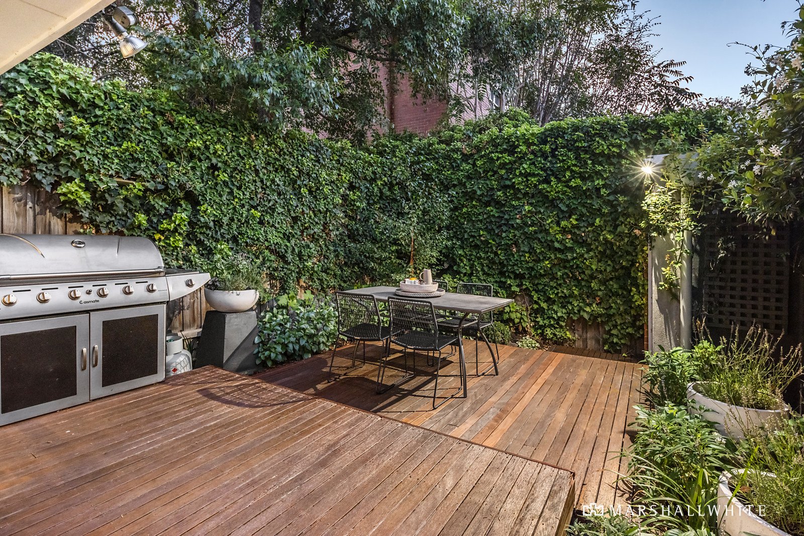 2/33 Tintern Avenue, Toorak, VIC