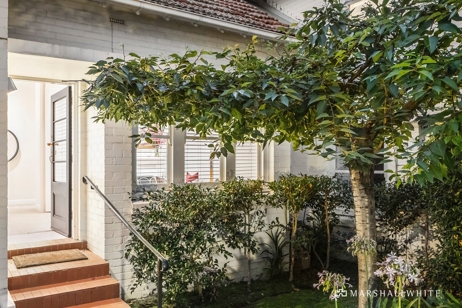 2/33 Tintern Avenue, Toorak, VIC