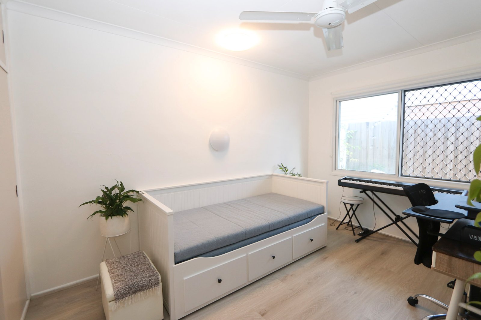 2/33 William Street MERMAID BEACH 12