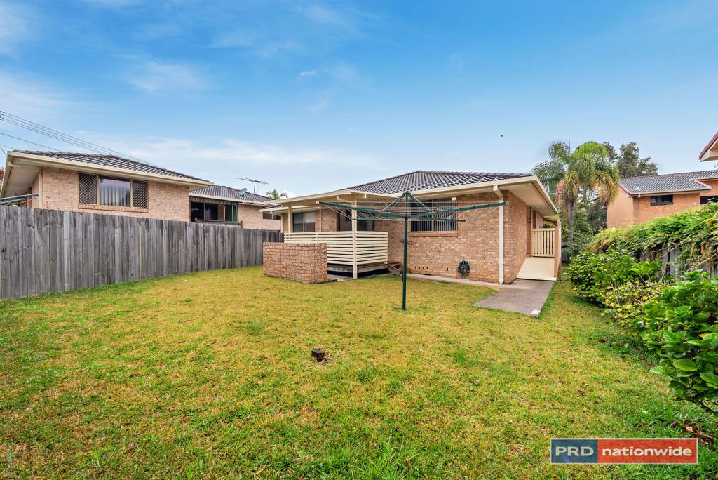 2/33 Wybalena Crescent TOORMINA 13