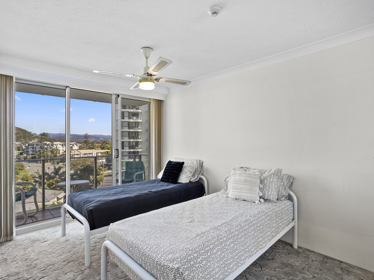23/30-40 The Esplanade Burleigh Heads 9