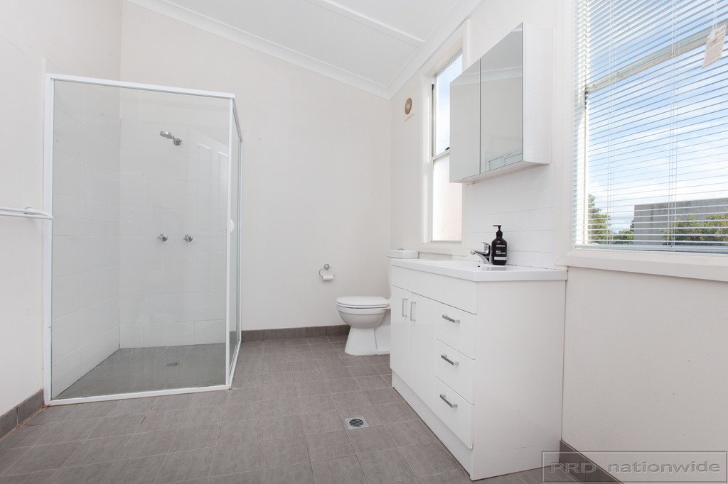 2/335-337 High Street MAITLAND 9