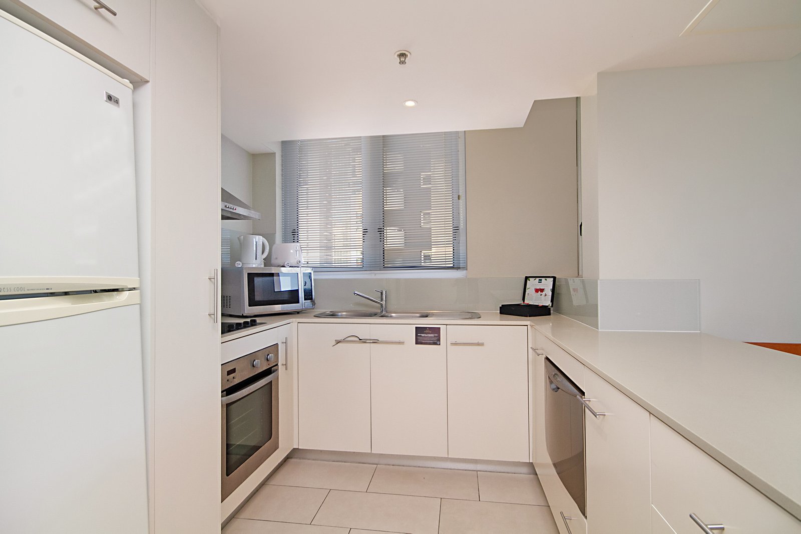 233/6-8 Stuart Street TWEED HEADS 3