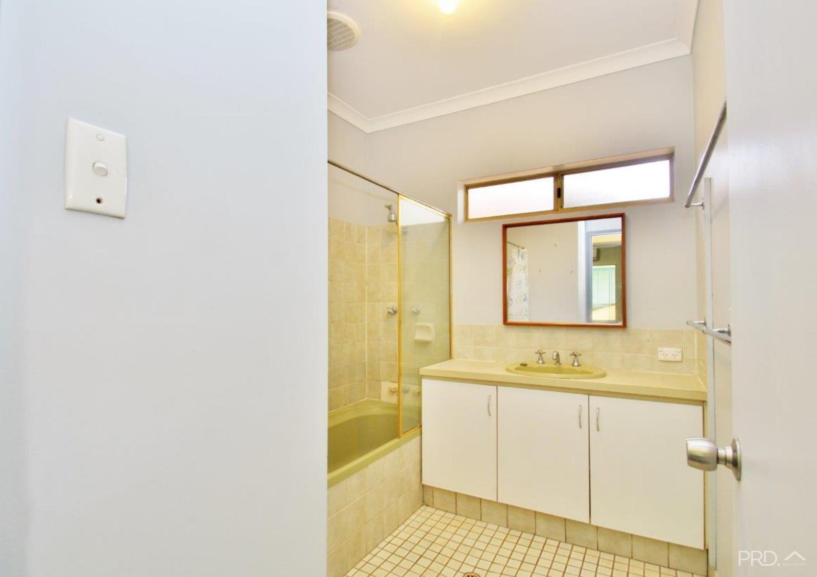 23/37 Taylor Road CABLE BEACH 15