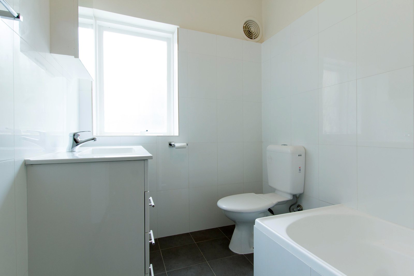 Real Estate and Property in 2/34 Bendigo Avenue, Elwood, VIC